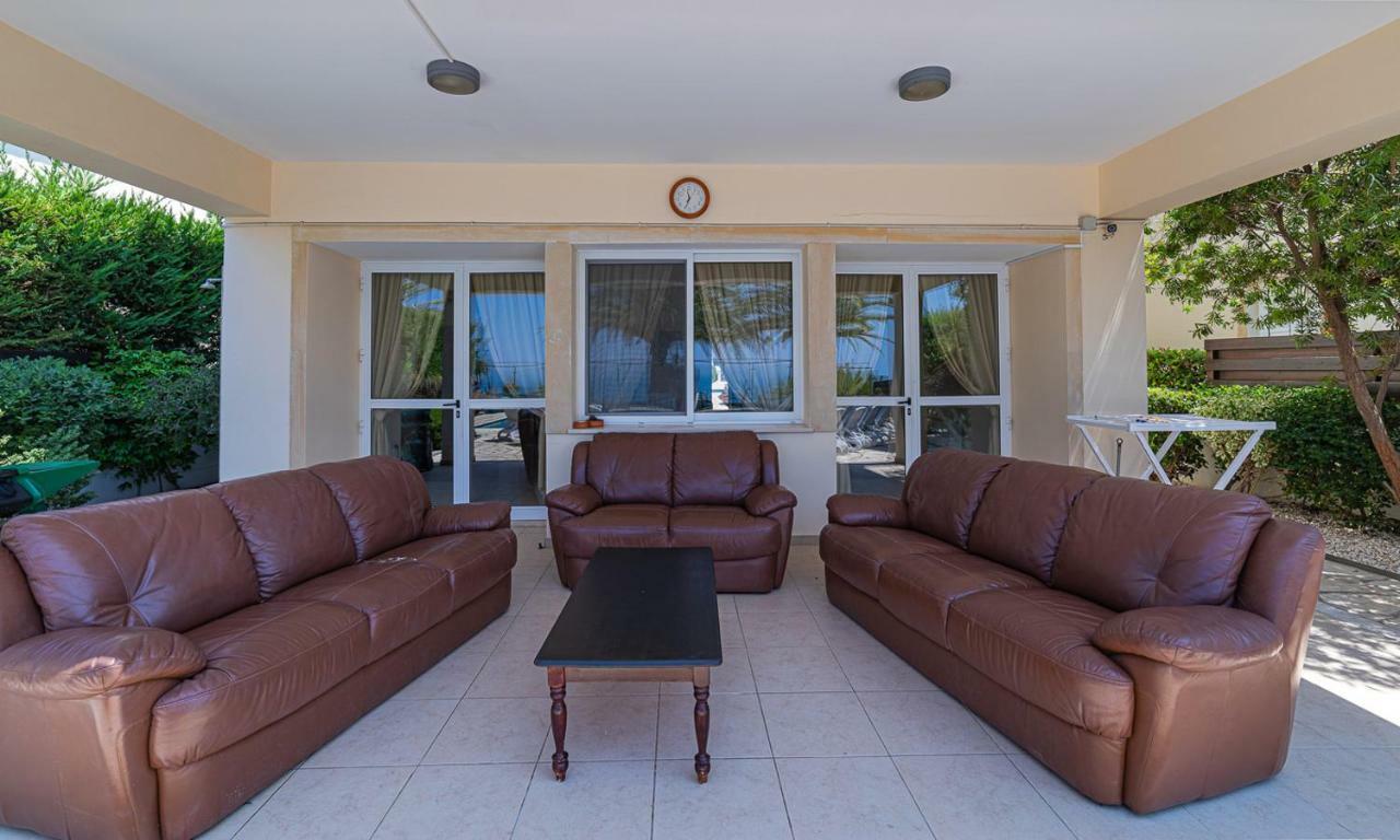 Villa Sunrise 11 Coral Bay Exterior photo