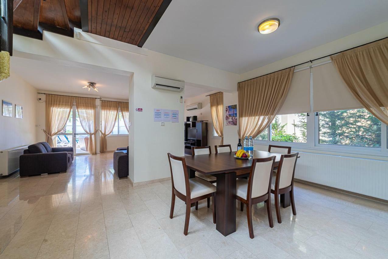 Villa Sunrise 11 Coral Bay Exterior photo